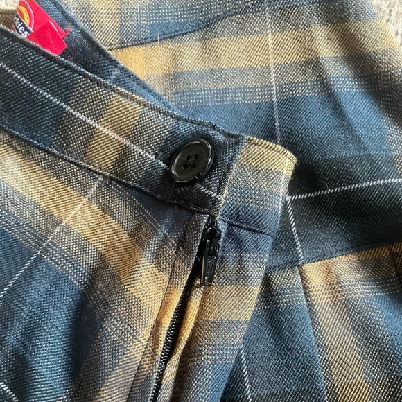 SOLD ββββ Dickies Plaid Skirt - Picture 2 of 4